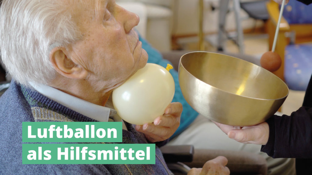 Luftballon als Hilfsmittel PeterHess Klangschalen Wir Sind Altenpflege