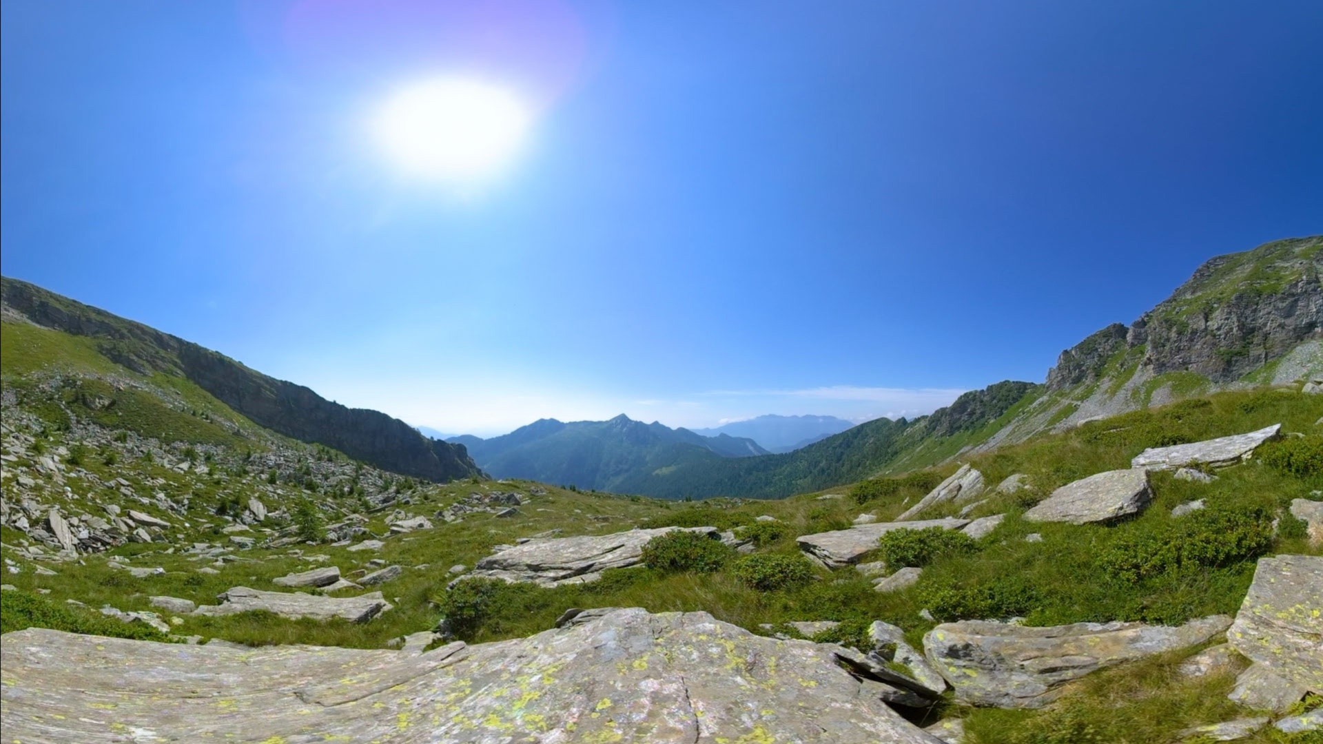 Eine geführte Meditation: Zwischen Berggipfeln und grünen Wiesen der Schweiz …